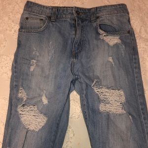 High waisted ripped jeans